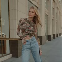 Head over Heels Fashion Lounge